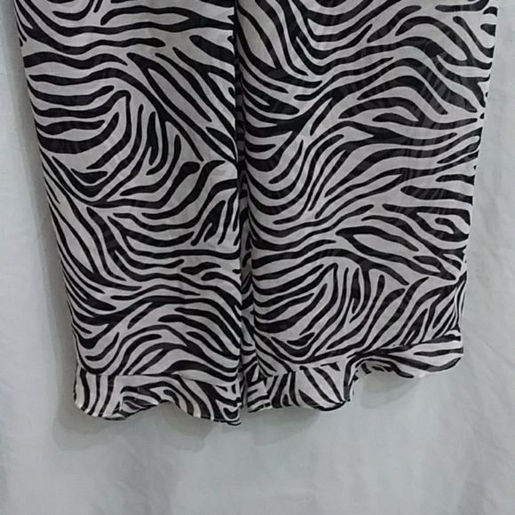 Victoria's Secret sheer set. - Picture 6 of 7